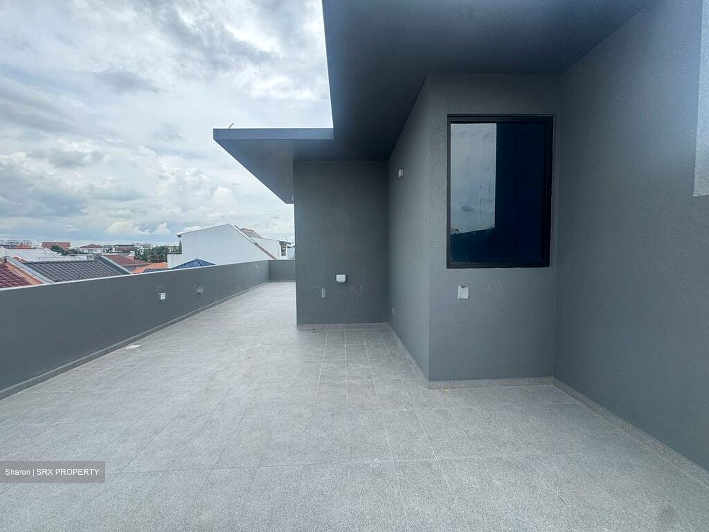 Palm Grove Avenue (D19), Terrace #496880411